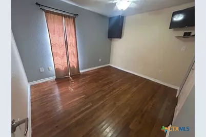 303 Collins Avenue, Killeen, TX 76541 - Photo 8
