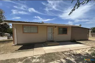 303 Collins Ave, Killeen, TX 76541 - Photo 1