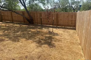 7102 Satellite Wy, San Antonio, TX 78252 - Photo 16