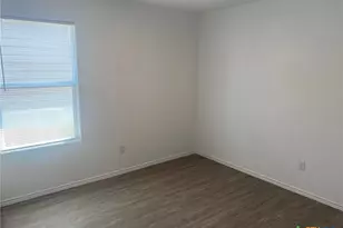 7102 Satellite Wy, San Antonio, TX 78252 - Photo 6