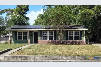 504 E Convent Street, Victoria, TX 77901 - Photo 1