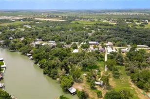 721 Ridgeroad Dr, New Braunfels, TX 78130 - Photo 24