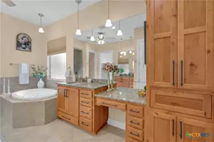 10319 Oak Forest Way, New Braunfels, TX 78132 - Photo 30