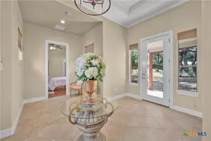 10319 Oak Forest Way, New Braunfels, TX 78132 - Photo 8