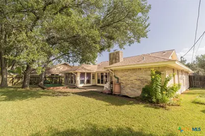 410 Paisano Drive, Victoria, TX 77904 - Photo 4