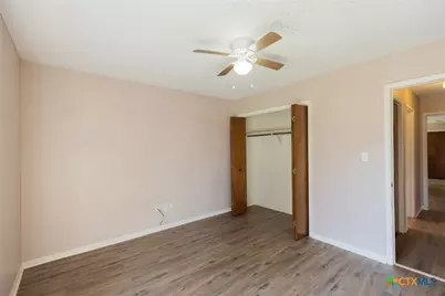 410 Paisano Drive, Victoria, TX 77904 - Photo 22