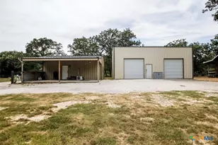 885 Peach Creek Rd, Rosanky, TX 78953 - Photo 22