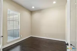 975 Wilderness Oaks, New Braunfels, TX 78132 - Photo 8