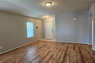 1024S Sandwell Ct, Seguin, TX 78155 - Photo 12
