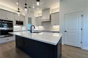 800 Eagle Hts Dr, Salado, TX 76571 - Photo 12