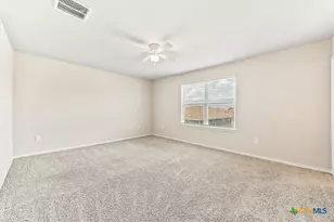 2521 Ayers Dr, Seguin, TX 78155 - Photo 6
