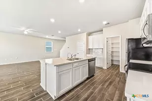 2521 Ayers Dr, Seguin, TX 78155 - Photo 26