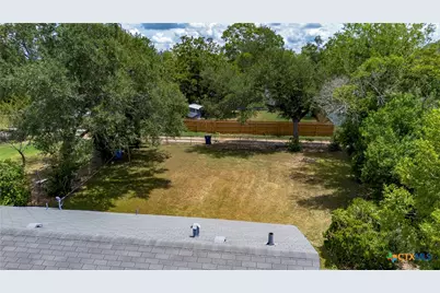 437 Wallace Street, Seguin, TX 78155 - Photo 28