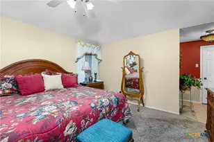 305 Westbend Cir, Seguin, TX 78155 - Photo 16