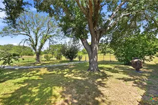 16647 FM725, Seguin, TX 78155 - Photo 12