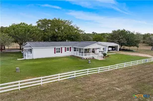 482 Hiller Rd, Cuero, TX 77954 - Photo 6