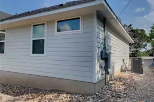 1131 Yaupon Dr, Fischer, TX 78623 - Photo 30