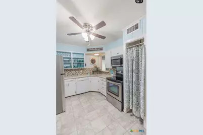 313 3rd Street, Cuero, TX 77954 - Photo 12