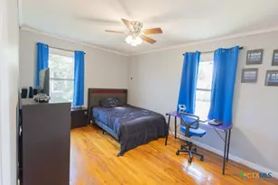 313 3rd St, Cuero, TX 77954 - Photo 18