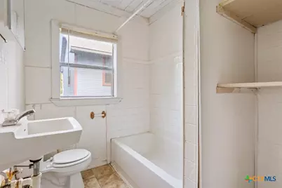 808 N 10th Street, Temple, TX 76501 - Photo 38