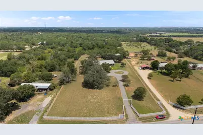 172 Meadow Lake Drive, Seguin, TX 78155 - Photo 38