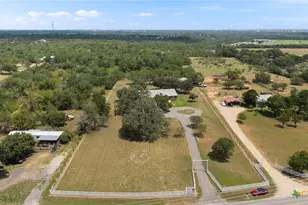 172 Meadow Lake Dr, Seguin, TX 78155 - Photo 38