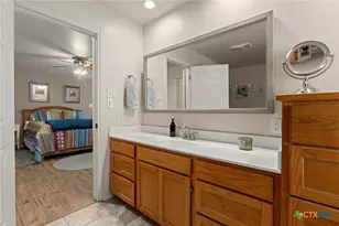 172 Meadow Lake Dr, Seguin, TX 78155 - Photo 20