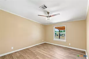 730 Shady Holw Rd, Victoria, TX 77904 - Photo 28