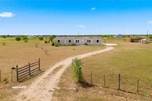 730 Shady Holw Rd, Victoria, TX 77904 - Photo 46