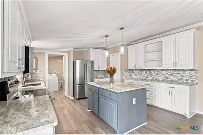 730 Shady Hollow Road, Victoria, TX 77904 - Photo 6