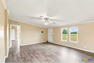 730 Shady Hollow Road, Victoria, TX 77904 - Photo 16