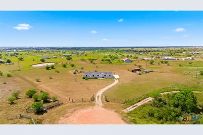 730 Shady Hollow Road, Victoria, TX 77904 - Photo 48