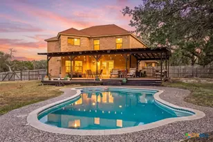 797 Killarney Rd, Floresville, TX 78114 - Photo 1