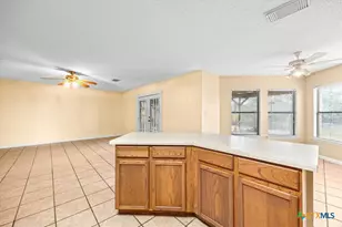 797 Killarney Rd, Floresville, TX 78114 - Photo 18