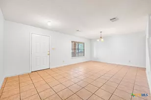 797 Killarney Rd, Floresville, TX 78114 - Photo 6