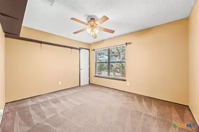 797 Killarney Road, Floresville, TX 78114 - Photo 34
