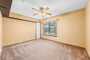 797 Killarney Rd, Floresville, TX 78114 - Photo 34