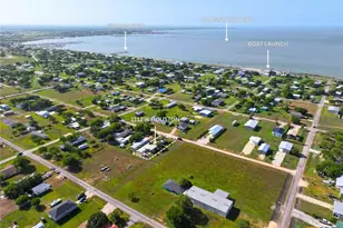 1112 W Houston Ave, Seadrift, TX 77983 - Photo 18