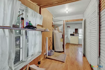 1244 W Bridge Street, New Braunfels, TX 78130 - Photo 10