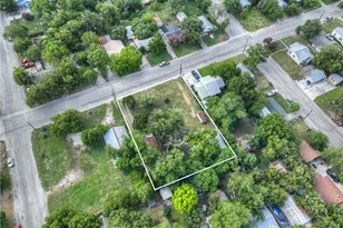 1244 W Bridge St, New Braunfels, TX 78130 - Photo 4