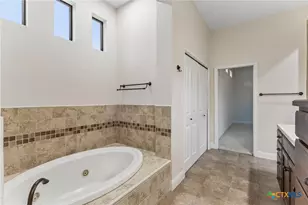 406 Marsh Oval, New Braunfels, TX 78130 - Photo 24