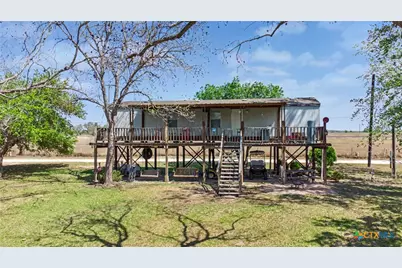 1250 Darst Creek Lane, Seguin, TX 78155 - Photo 4