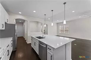 942 Blue Violet, New Braunfels, TX 78130 - Photo 20
