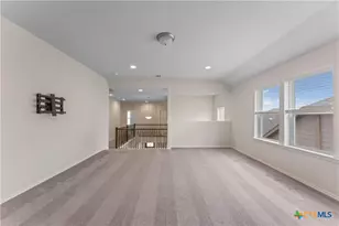 942 Blue Violet, New Braunfels, TX 78130 - Photo 34