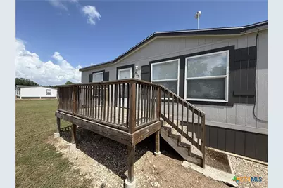 387 Adcock Road, Victoria, TX 77905 - Photo 4