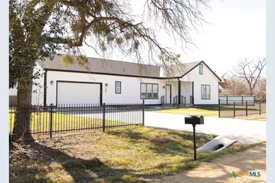 300 Front Street, Thorndale, TX 76577 - Photo 2