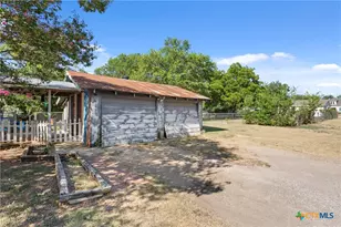2301 Herrington St, Belton, TX 76513 - Photo 18
