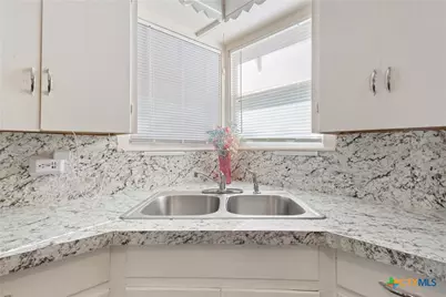 2301 Herrington Street, Belton, TX 76513 - Photo 10