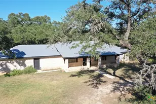 608 W Mustang Ln, San Marcos, TX 78666 - Photo 4