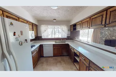 608 W Mustang Lane, San Marcos, TX 78666 - Photo 26